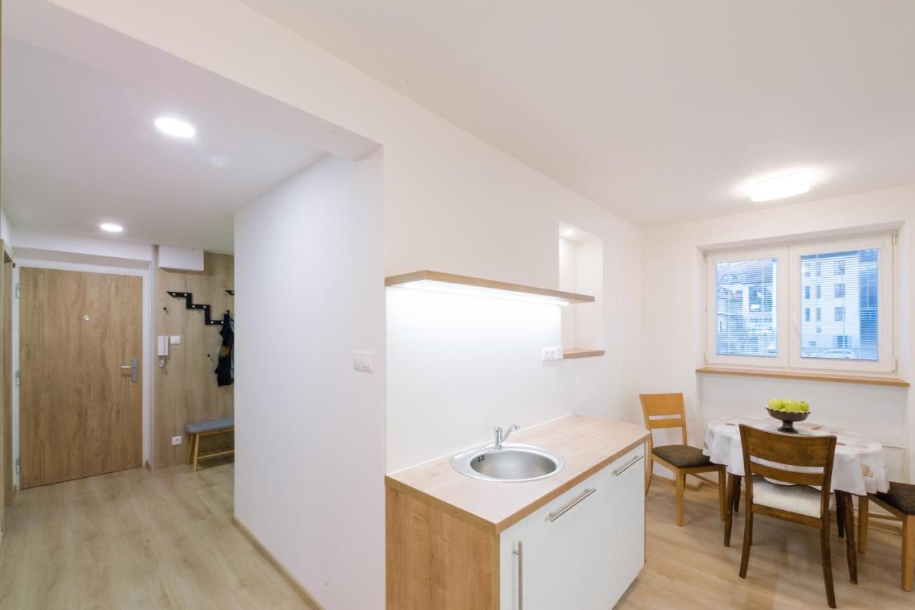 Apartman Razusa Centrum Банска-Бистрица Экстерьер фото