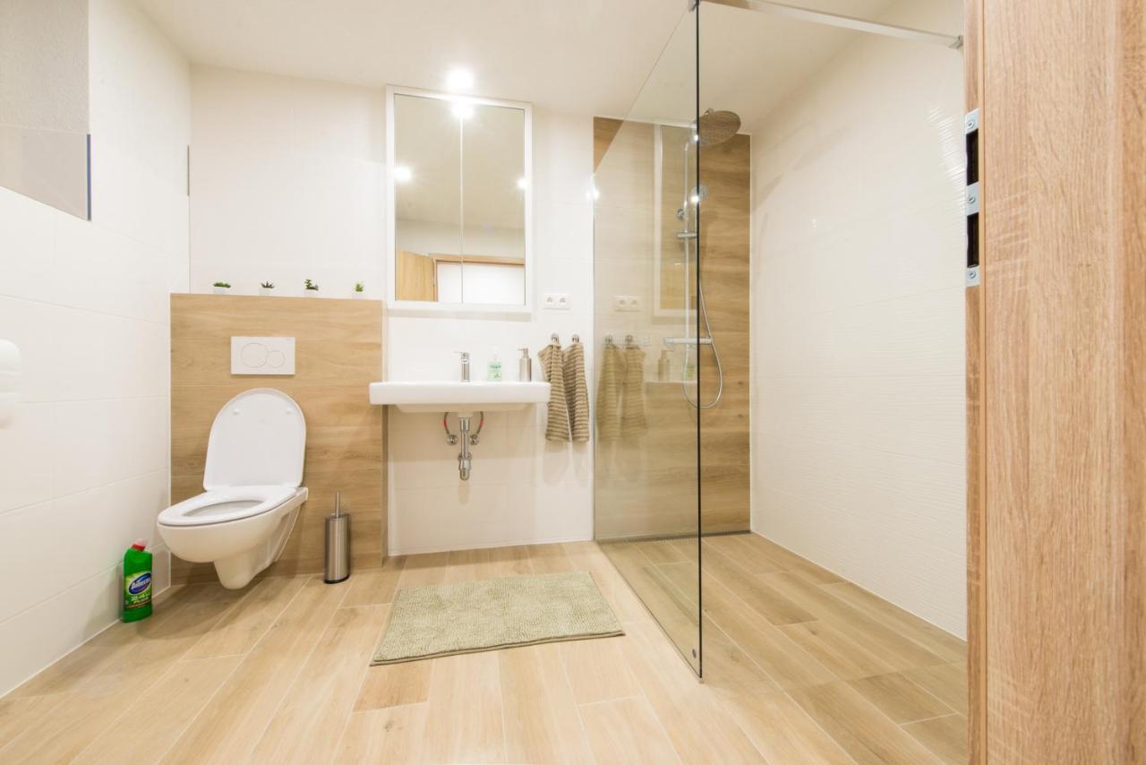 Apartman Razusa Centrum Банска-Бистрица Экстерьер фото